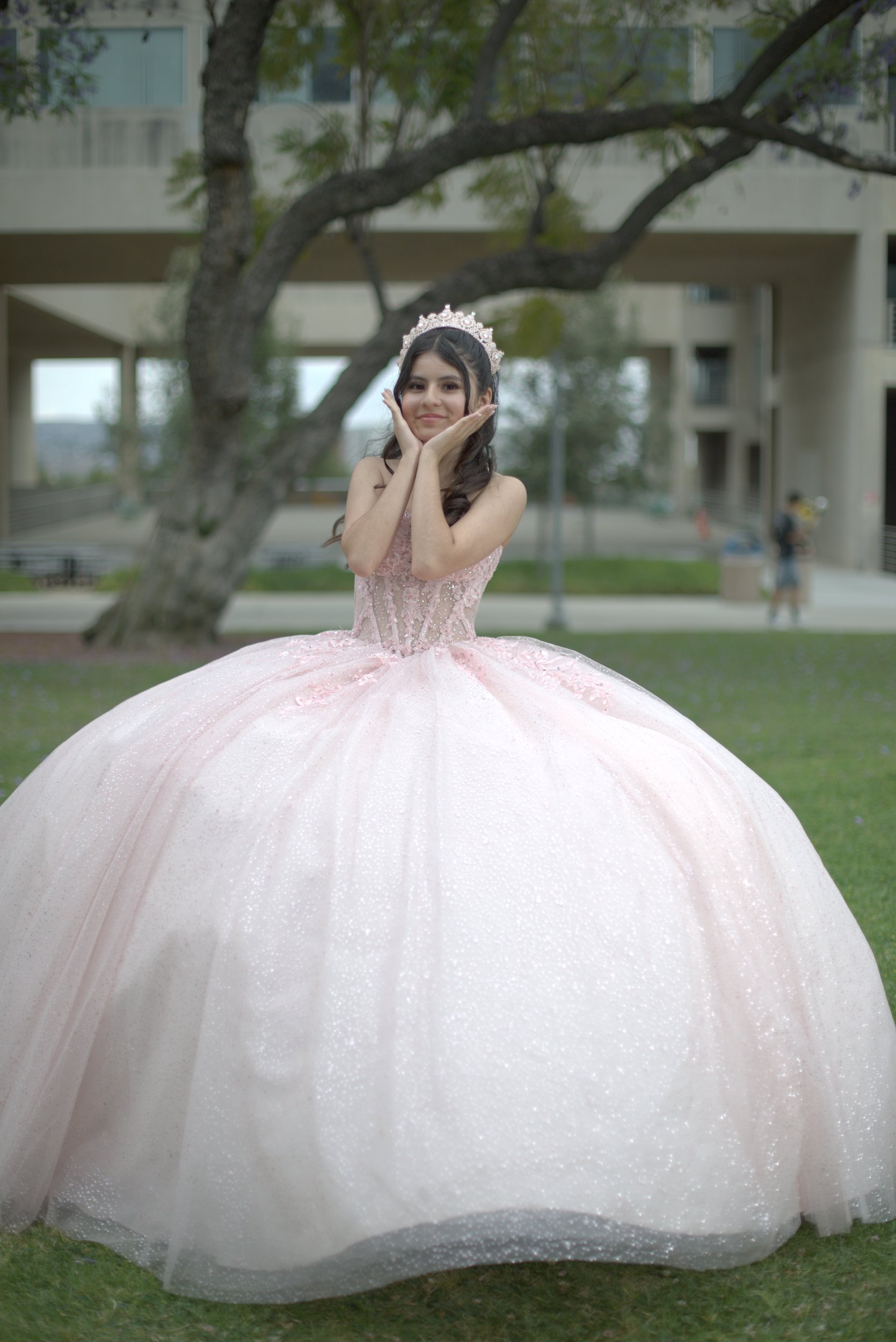 Before: unedited quinceañera photo