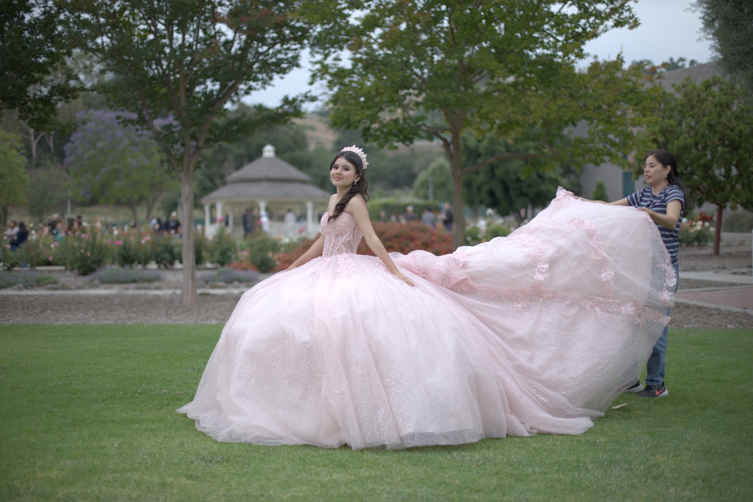 Before: unedited quinceañera photo